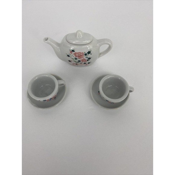 Vintage Child’s China Tea Set Battat Floral 5 PCs Great for 18 Inch Dolls - Picture 9 of 10